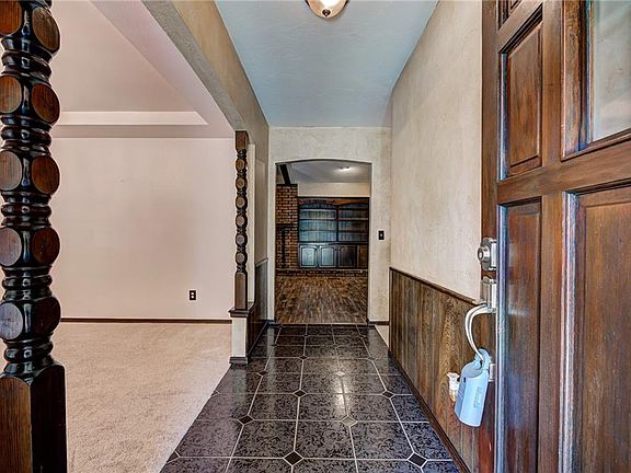 5th image of 2205 Coburg Pl