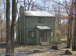 2914 Fairhaven Dr, Tobyhanna, PA 18466