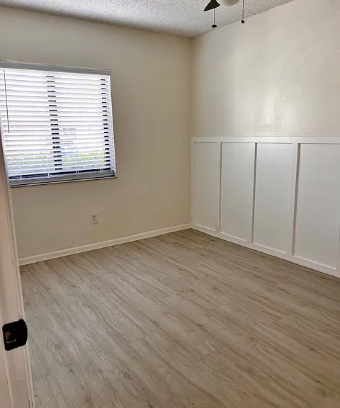 10323 Boca Bnd W #4 — Photo 18