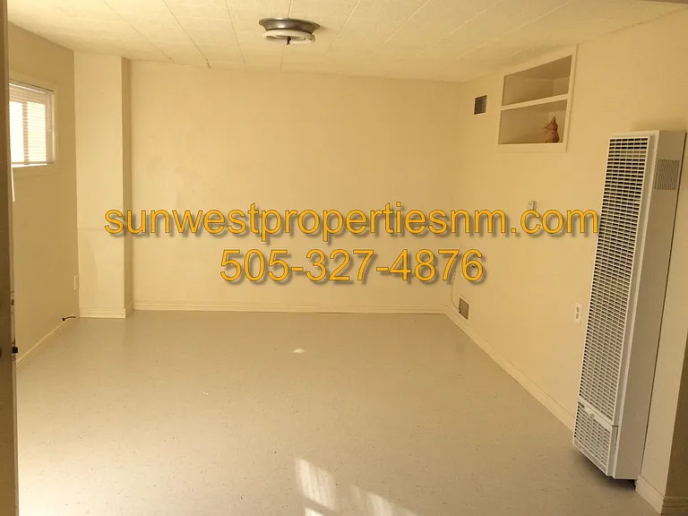 814 E Murray Dr — Photo 5