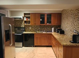 463 Cavell Dr, Mississauga, ON L5B 2P1