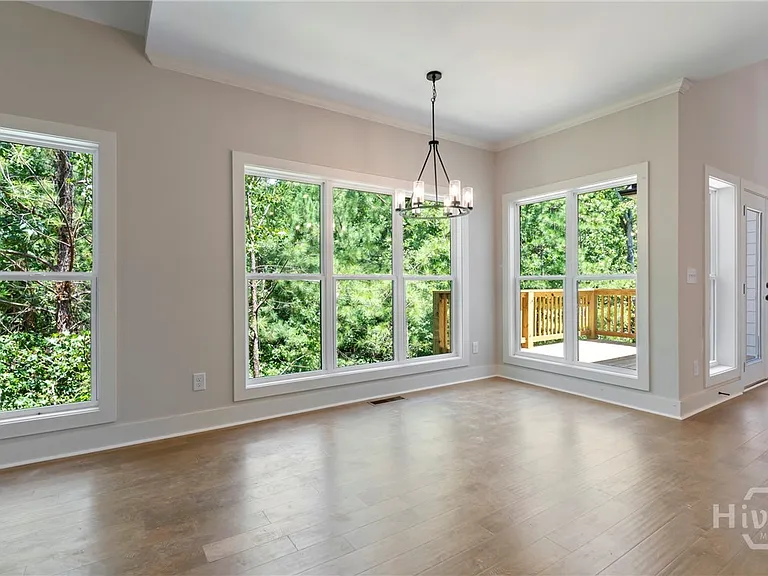 400 Ansley Dr — Photo 15