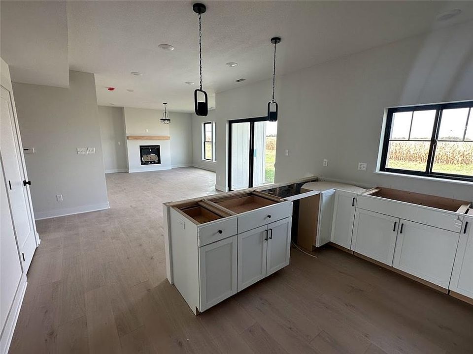 314 W 25th St, Eudora, KS 66025 Zillow