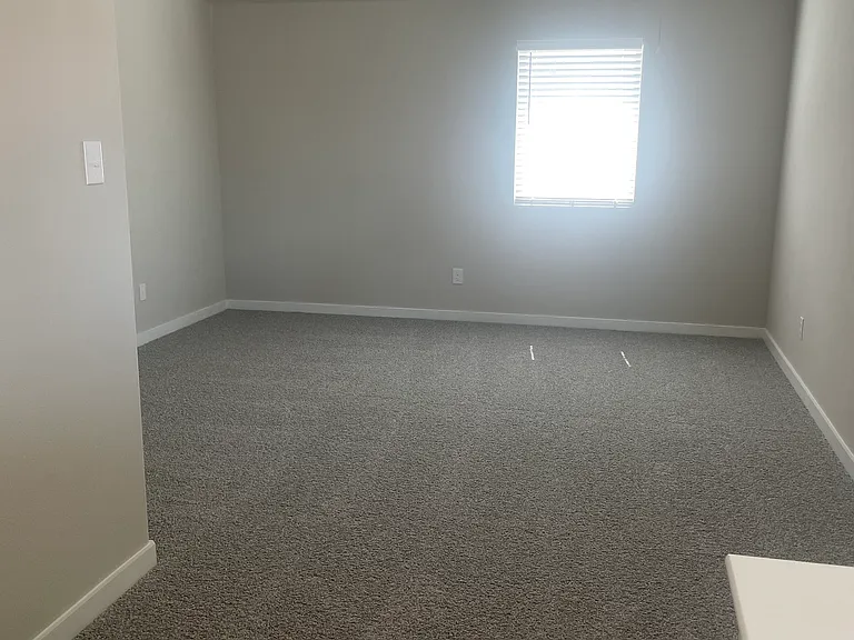 501 Green Grass Dr — Photo 17