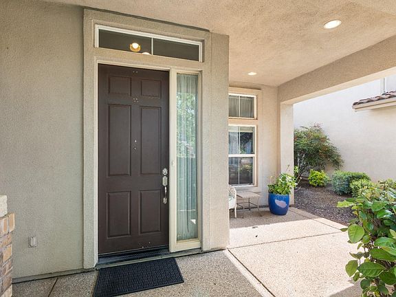 5th image of 11865 Cobble Brook Drive