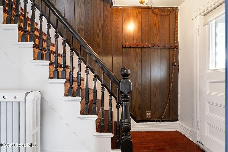 2nd image of 57 Glen Street