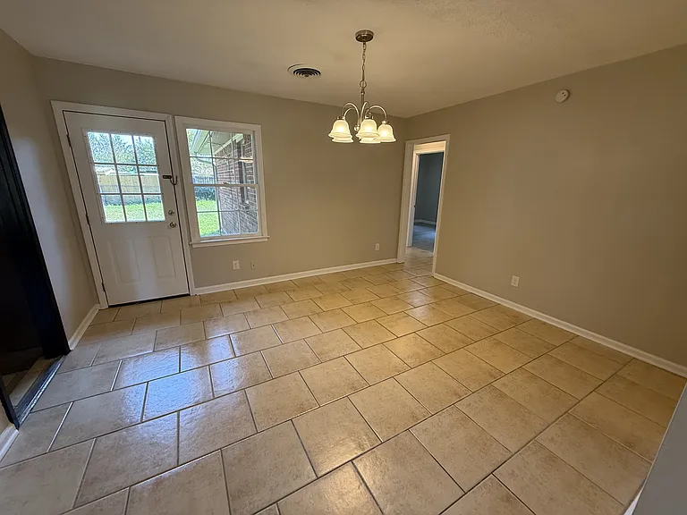 113 Lori Streetprattville — Photo 12
