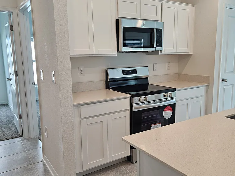 757 Reggie Rd — Photo 11