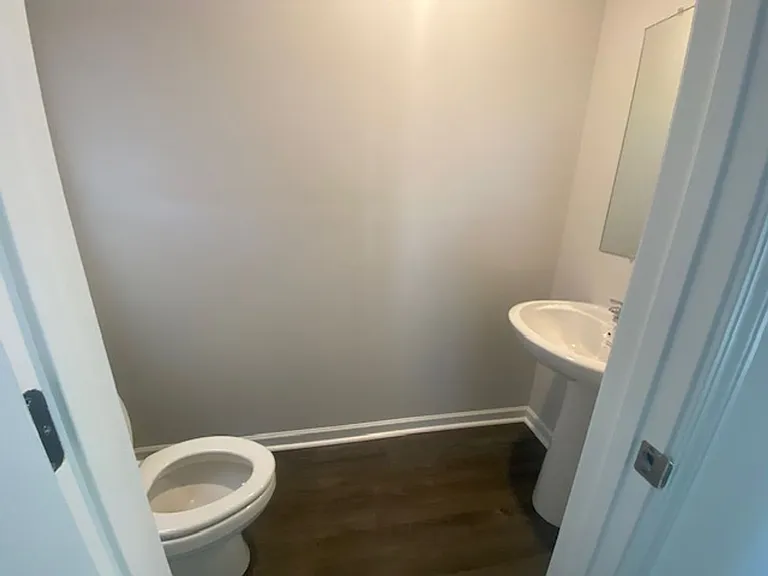 110 Marina Dr — Photo 6