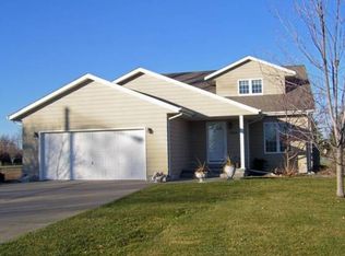 3004 Idaho Ave, Grand Island, NE 68803