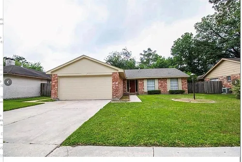 22219 Acorn Valley Dr Photo 1