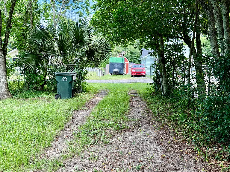 2426 W Desoto St #C — Photo 10