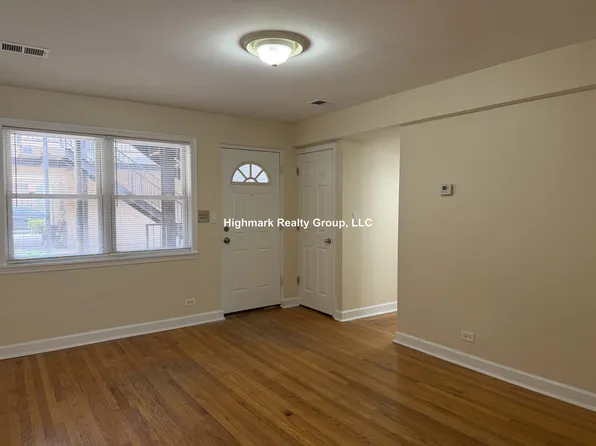 2642 W Foster Ave, Chicago, IL