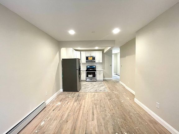 4th image of 4117 Wilder Ave #2F