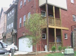 1435 Ashford Creek Cir, Atlanta, GA 30319
