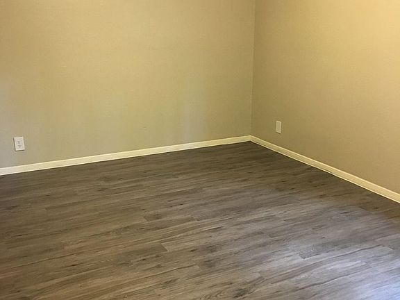 4th image of 6508 S 1st St APT 104