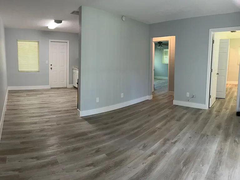 337 Tudor Dr #L — Photo 12