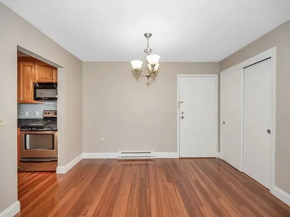 35 Log St #D1, Manchester, NH 03102