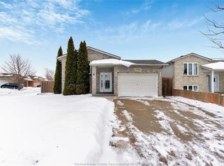 3725 Irongate Cir, Windsor, ON N8W5T3