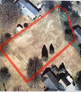 2nd image of 1708 Whiteley Pl