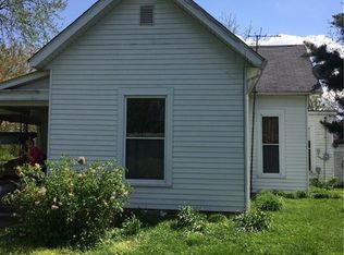 561 E 750 N, Shelbyville, IN 46176