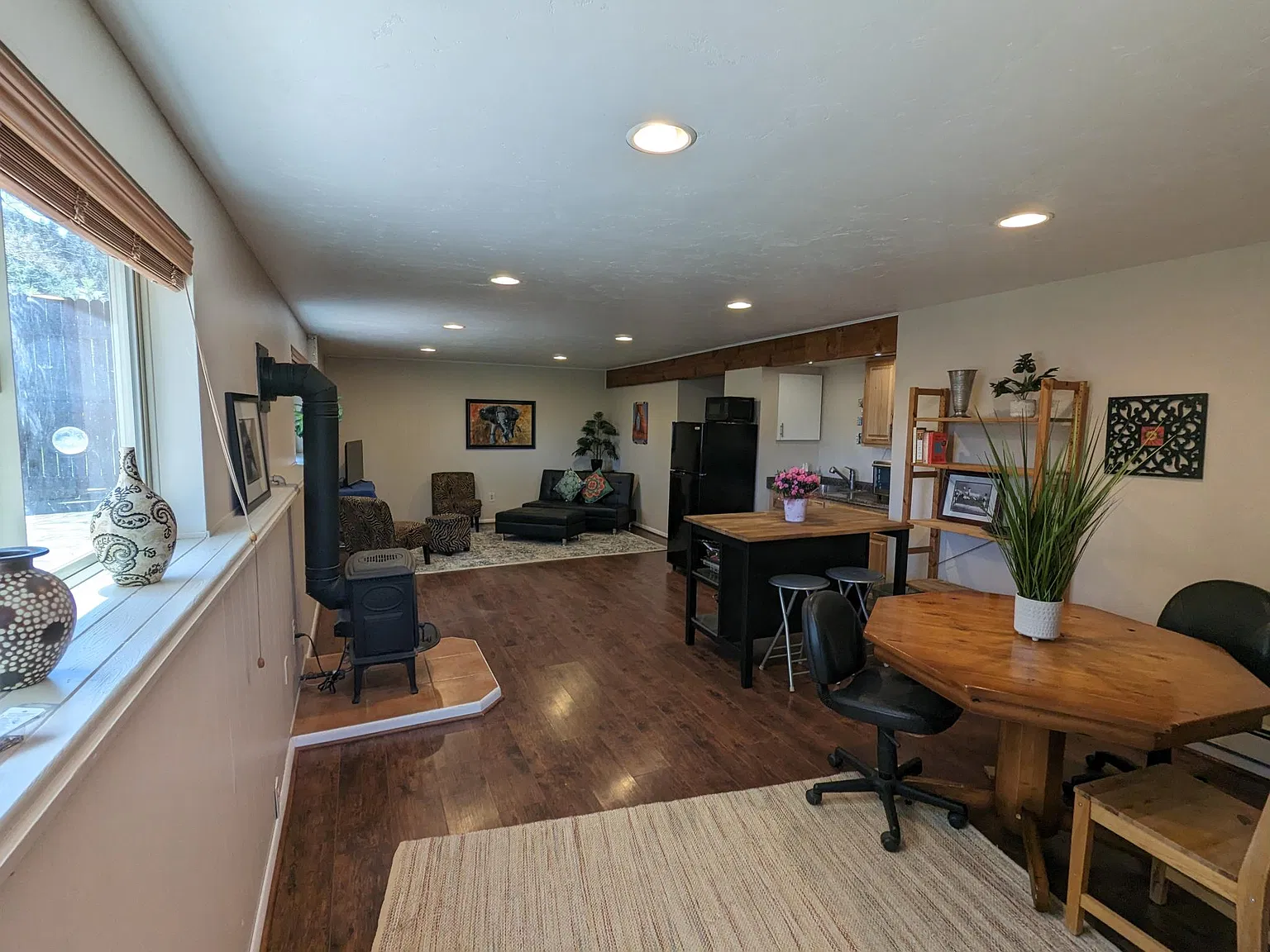 1 bed, 800 sqft, $1,800 — Photo 1