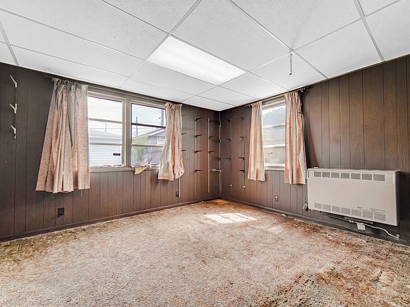 3rd image of 3748 W 54th St