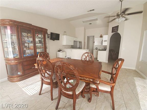 4th image of 5569 Forsythe Dr