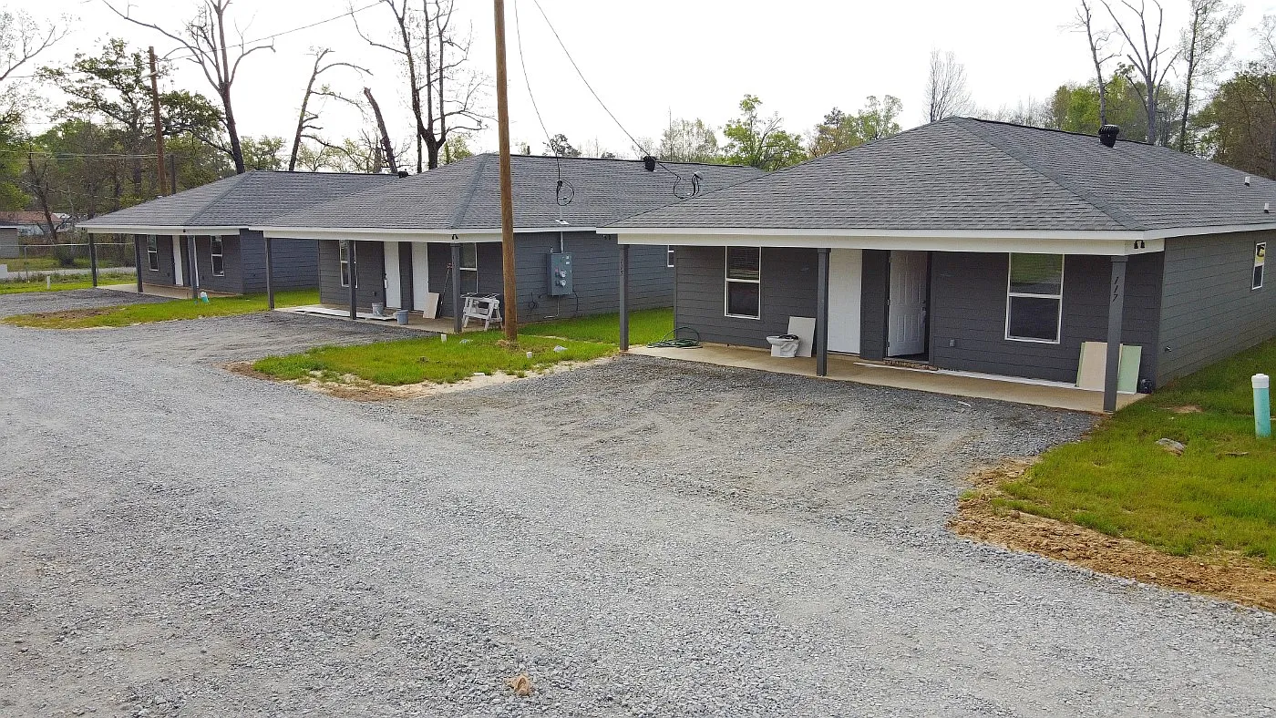 2 bed, 1040 sqft, $1,200 — Photo 3