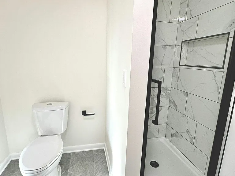 6022 Clover Ln — Photo 7