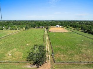 13227 Peters Rd, Hempstead, TX 77445