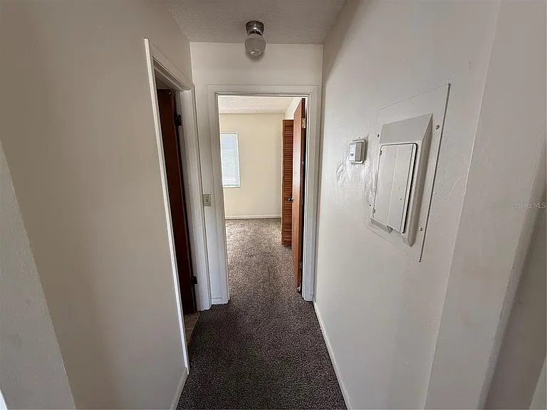 3032 SE 5th Ter #D — Photo 4
