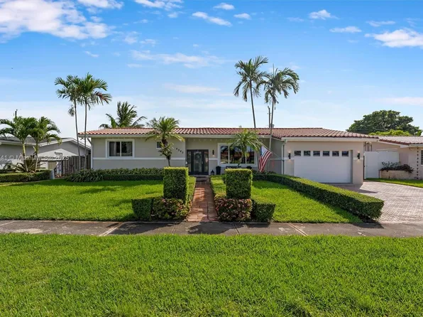 4940 SW 90th Ct, Miami, FL 33165