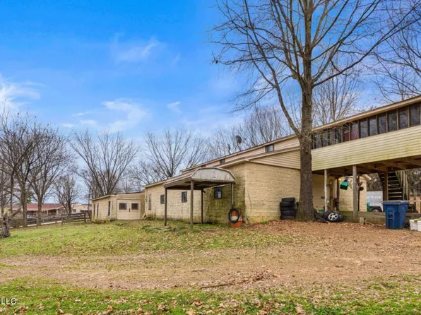 549 Baldwin Rd, Lake Cormorant, MS 38641