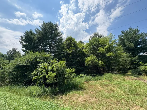 9251 Alaska Ave SE, Caledonia, MI 49316