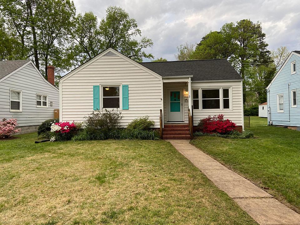 1st image of 1306 Lakeside Ave