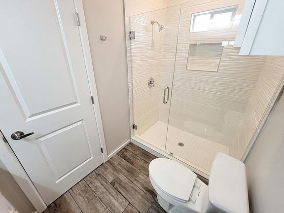 3rd image of 5704 Sandpiper Ave APT 2