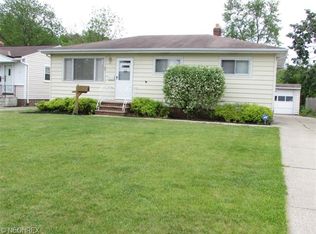 264 Deborah Ln, Bedford, OH 44146