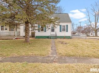 2200 E Keys Ave, Grandview, IL 62702