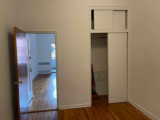 Rented by Eric Goodman Realty Corp | media 9