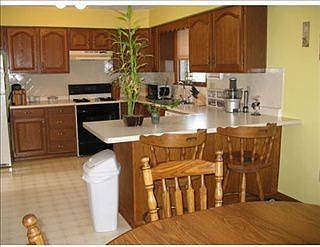3rd image of 314 Skyview Dr N