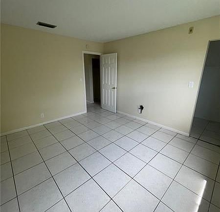 5th image of 3004 NW 3rd Ave APT 202
