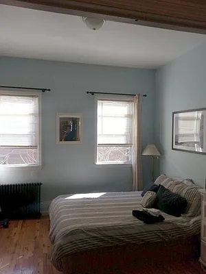 Rented by MCR Realty | media 8