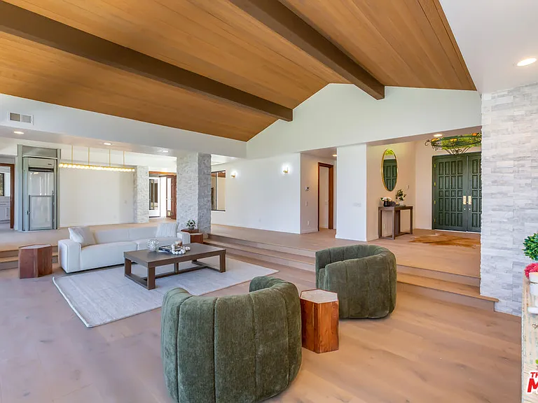5109 Lakeview Canyon Rd — Photo 10