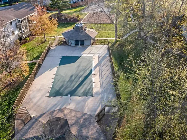 2904 San Souci Dr — Photo 12