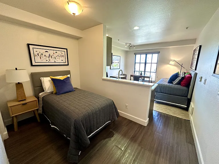 1122U — Photo 23