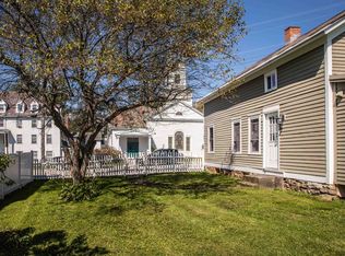 46 School St, Wallingford, VT 05773