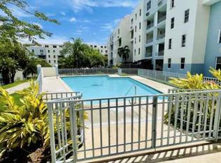 92Q4 V4c Blvr De La Media Uns #1105, Carolina, PR 00987