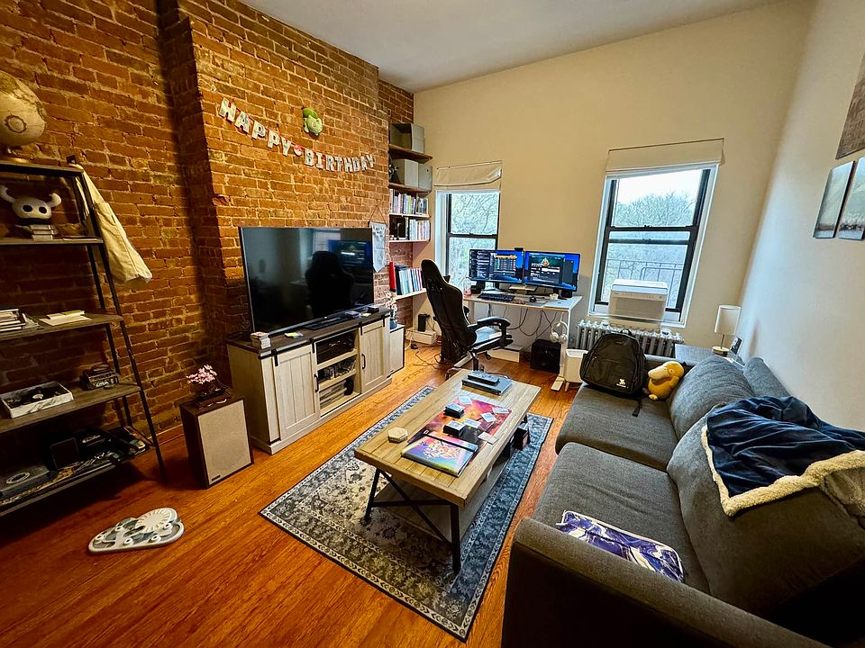 1st image of 133 E 7th St APT 4B