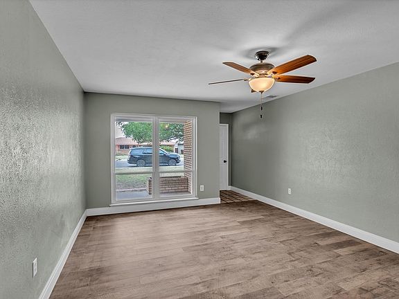 4th image of 1714 Purdue Ave
